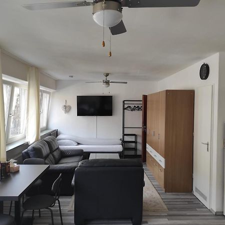 Ferienwohnung Im Zentrum Von Oberhausen Inklusive Wlan Екстер'єр фото