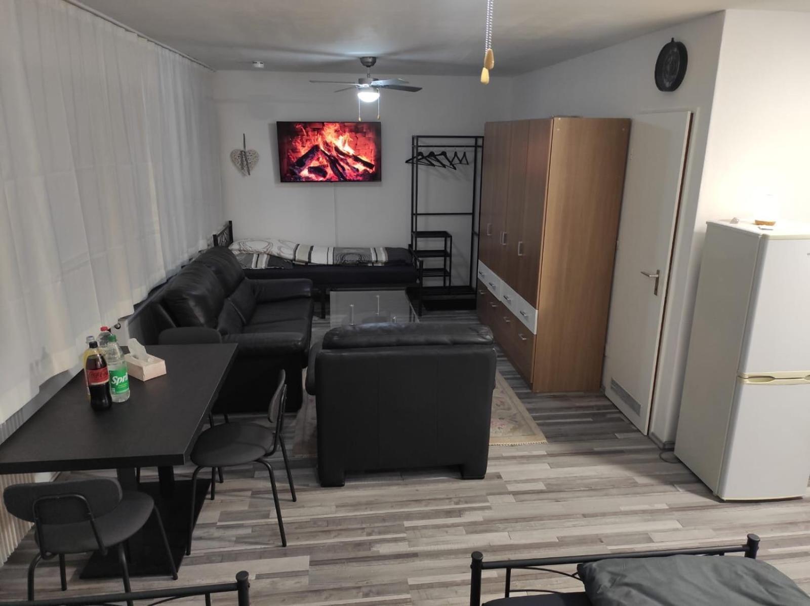 Ferienwohnung Im Zentrum Von Oberhausen Inklusive Wlan Екстер'єр фото
